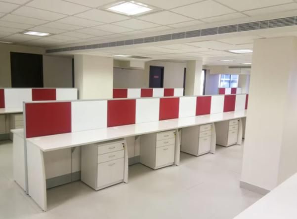 Illustration for the article “Commercial Workstation Manufacturer in Bommanahalli â Structured Layouts for Growing Businesses”