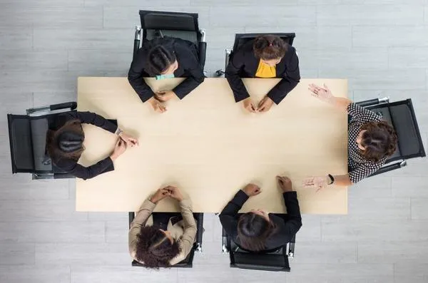 Discussion Tables in Mahadevapura: How Many Huddle Spaces Do You Need?