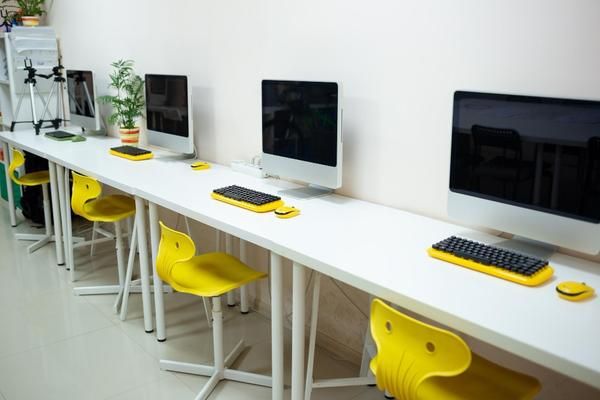 Illustration for the article “Open Desk Plus Type Workstation in Devanahalli â Enhance Modern Office Efficiency”