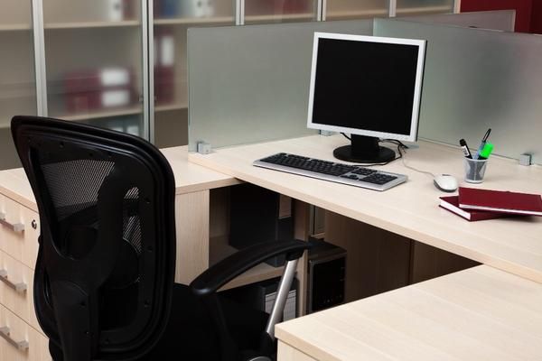 Illustration for the article “Open Desk Workstation in BTM Layout”